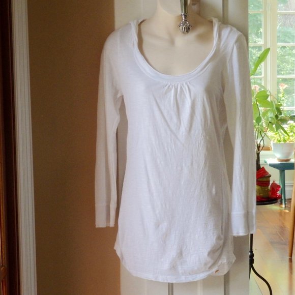 C & C California pullover long sleeve t-shirt hoodie size Medium - Picture 10 of 13